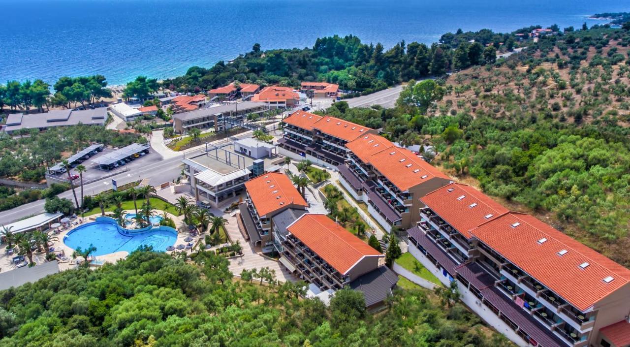 Lagomandra Hotel And Spa Exterior photo