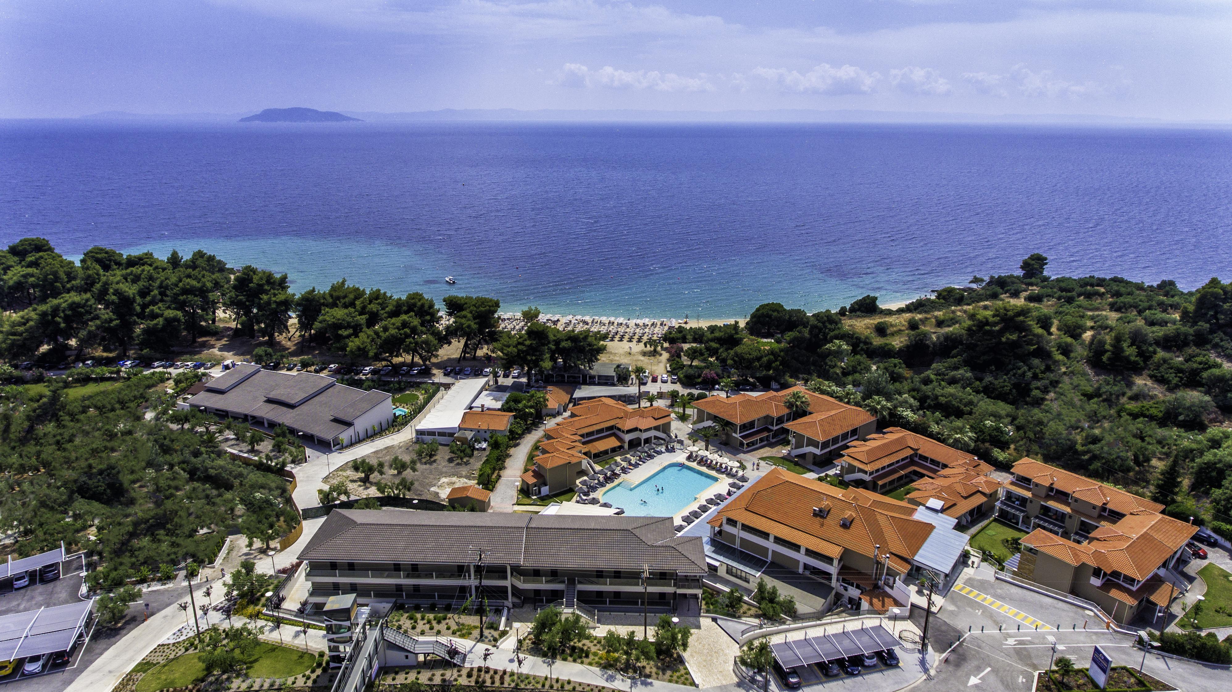 Lagomandra Hotel And Spa Exterior photo