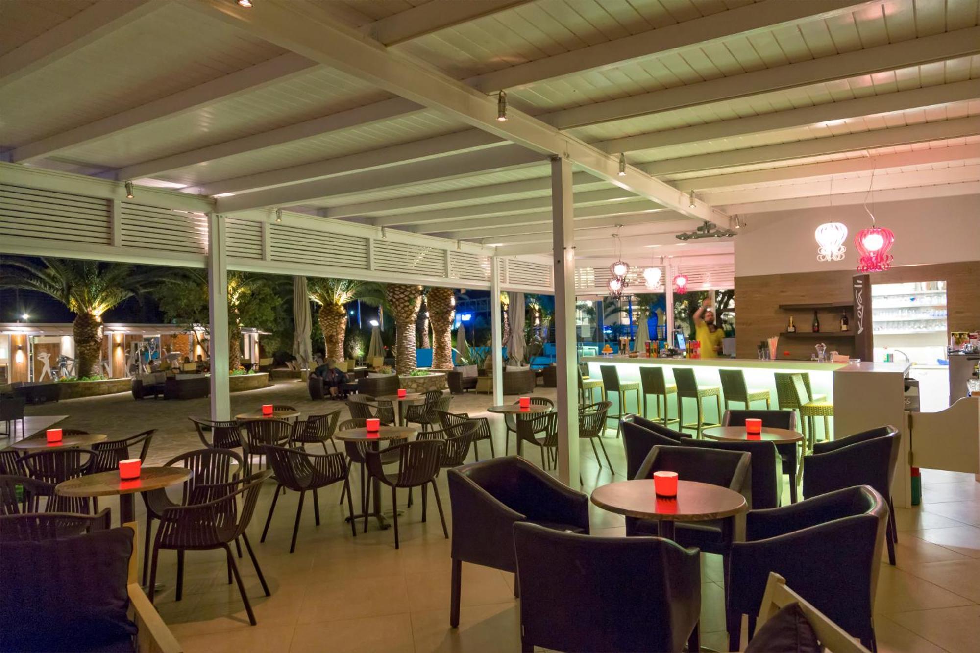 Lagomandra Hotel And Spa Exterior photo